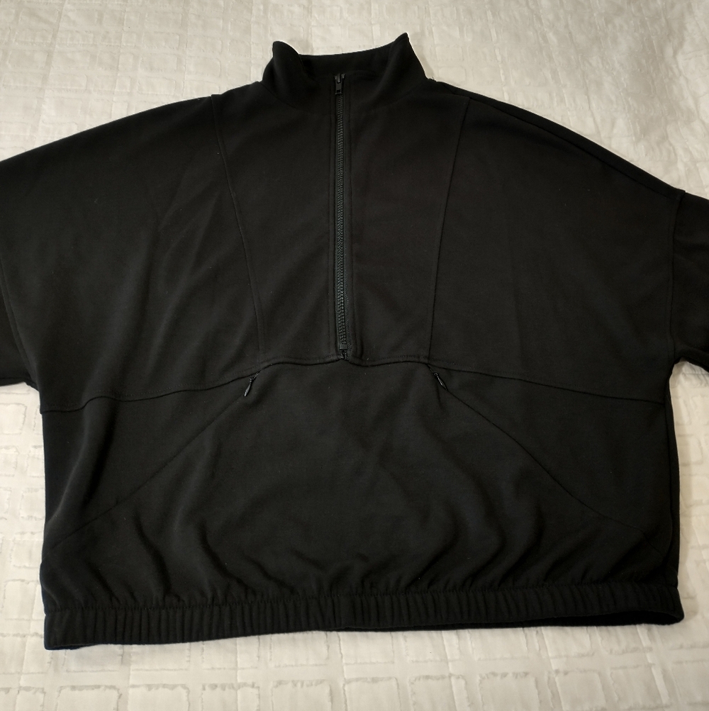 BB Dakota, Steve Madden Black Half-Zip Pullover Sweatshirt, Cropped, Size Medium